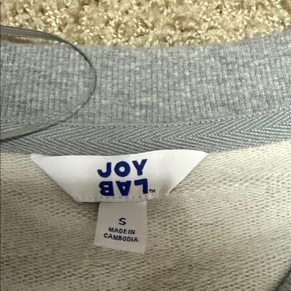 Joy lab set.  Top and bottom different sizes ….Please read - Picture 2 of 3